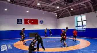 U-15 Serbest Stil Güreş Milli Takımı Balkan Şampiyonası'na Hazırlanıyor
