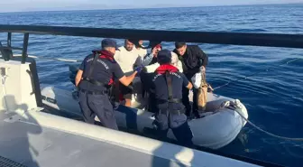 İzmir Açıklarında Düzensiz Göçmen Operasyonu