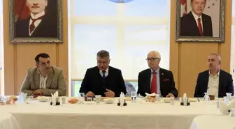 Rektör Kızıltoprak, Kütahya'da Gazetecilerle Bir Araya Geldi
