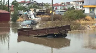 Ortaca'da Sağanak Yağış Cadde ve Sokakları Göle Dönüştürdü