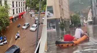 Muğla'da sel! Yollar ve dükkanları su bastı, vatandaşlar botlarla tahliye ediliyor