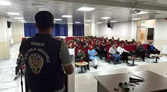 Afyon'da Güvenli Internet Eğitimi