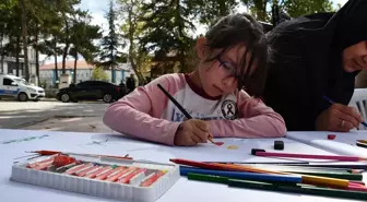 Bilecik ve Kütahya'da Filistinli Çocuklar İçin Çiz Etkinliği