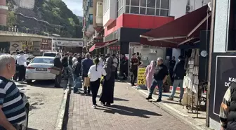 Bursa'da Husumetli Gruplar Arasında Bıçaklı ve Silahlı Kavga: 4 Yaralı
