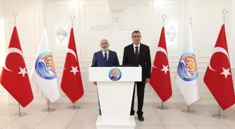 İçişleri Bakan Yardımcısı Mehmet Sağlam Mersin Valisi Atilla Toros'u Ziyaret Etti