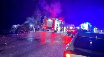 Denizli'de Kafa Kafaya Çarpışma: 1 Ölü, 4 Yaralı