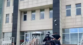 Kars'ta Yasa Dışı Silah Ticareti Operasyonu: 3 Zanlı Tutuklandı