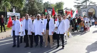 Kayseri'de sağlık çalışanları Gazze'ye destek için 'vicdan yürüyüşü' düzenledi
