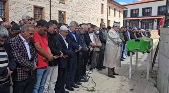 Konya'da Trafik Kazasında Hayatını Kaybeden Öğretmen Son Yolculuğuna Uğurlandı