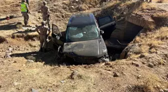 Muş'ta Kontrolden Çıkan Otomobil Takla Attı: 3 Yaralı