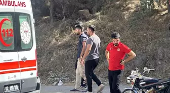 Adıyaman'da Otomobil Motosiklete Çarptı: Sürücü Yaralandı