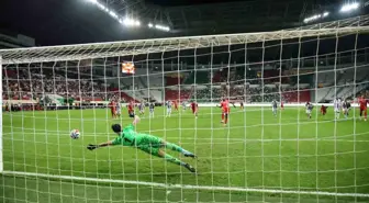 Amed Sportif, Keçiörengücü'nü 4-1 Mağlup Etti