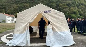 Bartın'da Deniz Kuvvetleri Personeline Çadır Kurma Eğitimi