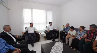 Bakan Kurum, Hatay'da Depremzedeleri Ziyaret Etti
