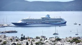 Bodrum'a 'Marella Discovery 2' Kruvaziyeri ile 1722 Turist Geldi