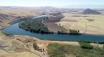 Doğaseverler yürüyüş etkinlikleriyle Muş'un güzelliklerini keşfediyor
