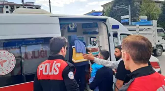 Elazığ'da Minibüs ile Otomobil Çarpıştı: 5 Yaralı