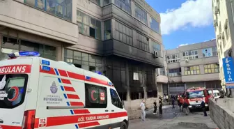 Eyüpsultan'da İş Merkezinde Yangın Çıktı