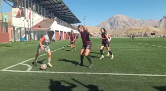 Kadınlar Futbol Süper Ligi'nde Beraberlik: Yüksekova Spor 1-1 Fatih Vatan Spor