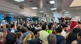 Tunuslu Aktivistler, İsrail'den Serbest Bırakıldıktan Sonra Coşkuyla karşılandı