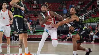 Karşıyaka, Merkezefendi'yi 76-69 ile Geçti