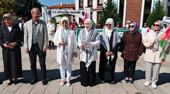 AK Parti Kütahya İl Kadın Kolları Başkanlığı'ndan Gazze için sessiz çığlık zinciri