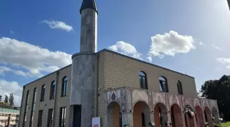 Almanya'da DİTİB'e Bağlı Yeşil Cami İbadete Açıldı
