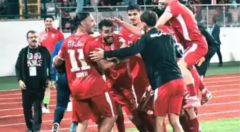 Balıkesirspor, Afyonspor'u 4-0 Yenerek Moral Tazeledi