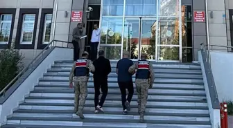 Bitlis'te Kaçak Göçmen Operasyonu: 4 Gözaltı, 2 Tutuklama