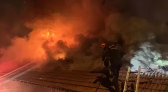 Osmangazi'de Otomotiv Yedek Parça İşletmesinde Yangın Çıktı