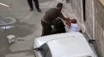 Gaziantep'te dehşete düşüren görüntüler: Annesini tekmeledi, ağabeyini defalarca bıçaklayarak öldürdü