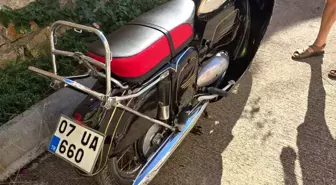 Antalya'da Motosiklet Kazası: 2 Yaralı