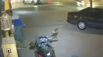 Adana'da Pastaneye El Bombası Atan Genç Yakalandı