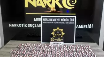 Mersin'de Ticari Takside Uyuşturucu Operasyonu: 4 Bin 127 Hap Ele Geçirildi