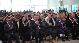 Bakan Göktaş'tan THY Pilot Mezuniyet Töreninde Kadın Pilot Vurgusu
