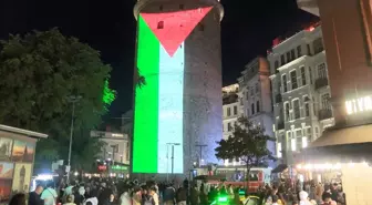 Galata Kulesi'ne Filistin Bayrağı Yansıtıldı