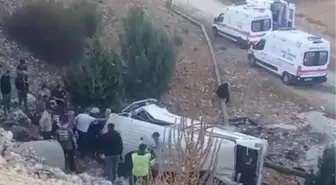 Mersin'de Tarım İşçilerini Taşıyan Minibüsün Kaza Yapması Sonucu 5 Ölü, 14 Yaralı