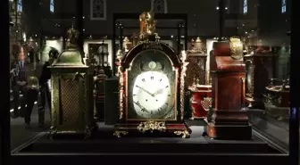 Topkapı Sarayı'nda Eşsiz Saat Koleksiyonu Sergileniyor