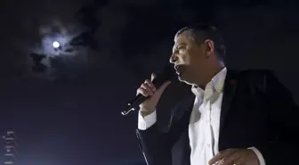 Özgür Özel, Şişli'de Yolsuzluk ve Hukuksuzlukları Protesto Etti