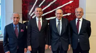 Eski CHP Genel Başkanı Hikmet Çetin hastaneye kaldırıldı