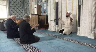 Hafız Kardeşler İmam Hatip Olarak Topluma Örnek Oluyor
