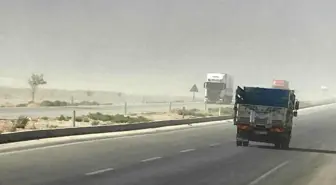 Konya-Adana Kara Yolunda Kum Fırtınası Etkili Oldu