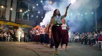 Çorlu'da Şalvar Gecesi Renkli Görüntülere Sahne Oldu