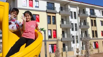Malatya'da 1130 Depremzedeye Kalıcı Konut Anahtarları Teslim Edildi