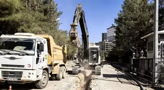 Mardin'de Hükümet Caddesi Geçici Olarak Trafiğe Kapatılıyor