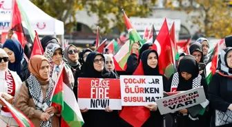 Mavi Marmara Derneği Başkanı Songür: Bu saldırı İsrail'in barbarlığını bir kere daha gösterdi