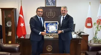 Edirne Valisi Yunus Sezer, İdare Mahkemesi Başkanını Ziyaret Etti
