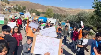 Erzurum'da Öğrencilerden Filistin'e Destek Yürüyüşü
