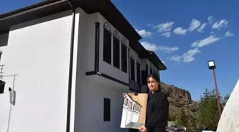 Gümüşhane'de Öğrenciler, Tarihi Yapıları Resmetti