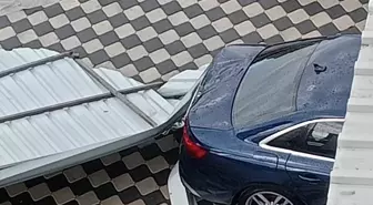 Dörtyol'da Fırtına İki Bina Çatısını Uçurdu ve Araçlara Zarar Verdi